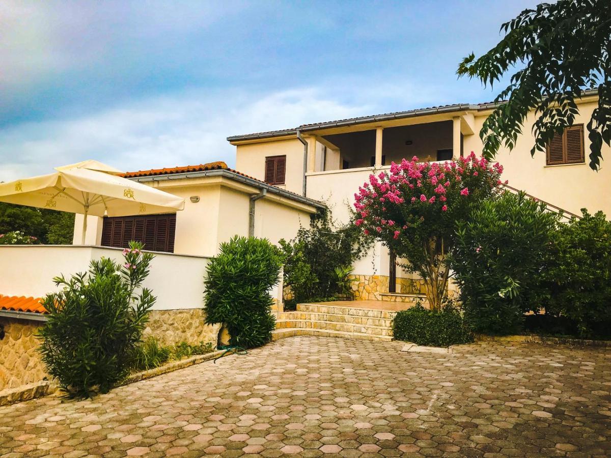 Apartments Mestrovic, Klimno, Soline Bay, Island Krk Zewnętrze zdjęcie