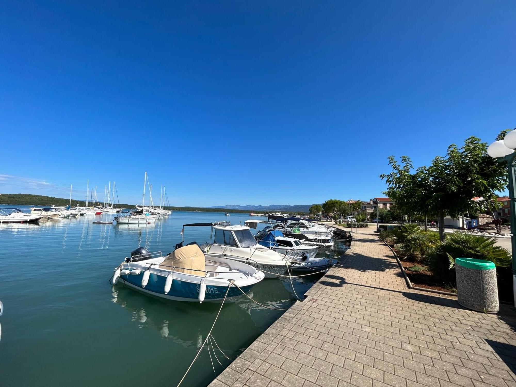 Apartments Mestrovic, Klimno, Soline Bay, Island Krk Zewnętrze zdjęcie